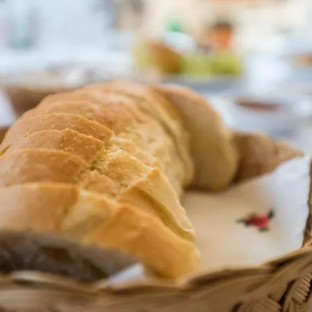 Апарт-отель Stratis 4*