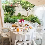 Aparthotel Stratis