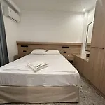 Stratis Aparthotel 4*