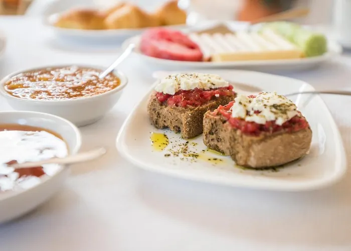 Aparthotel Stratis 4*